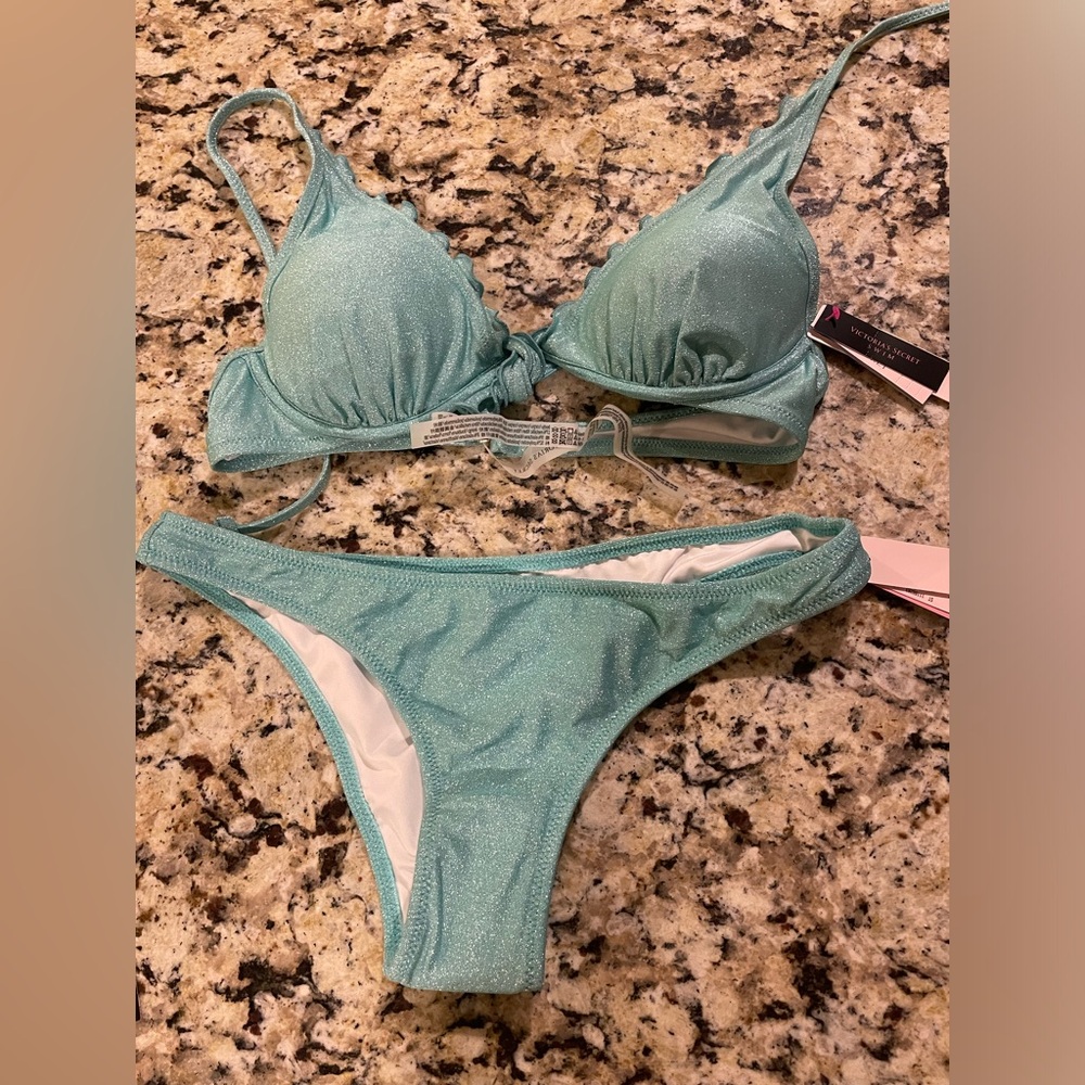 Victoria’s Secret brand new bikini turquoise